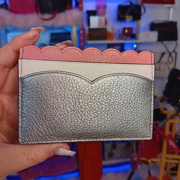 New in Box Miu Miu Silver Pink Leather Card Holder Wallet - Picture 4 of 11